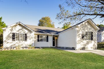 2473 STRATFORD CROSSING DR Winston-Salem, NC 27103